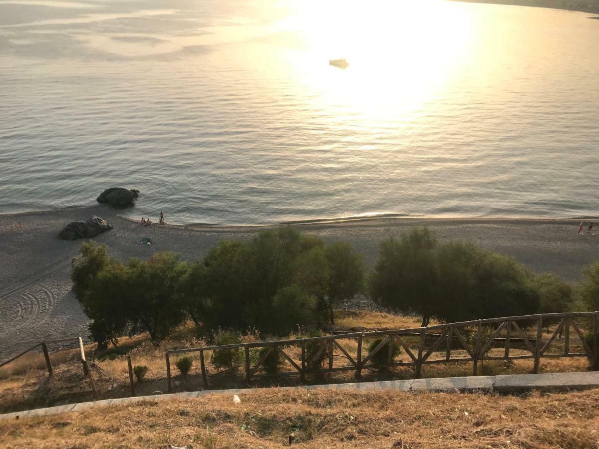 The Greek' House Apartment Bova Marina Bagian luar foto